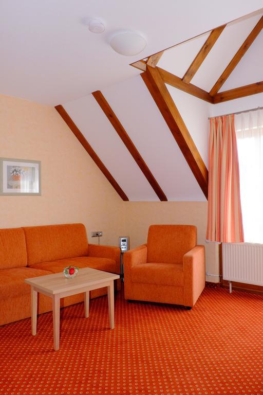 Hotel St.Martiner Castell Sankt Martin Zimmer foto